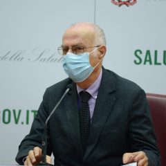 Covid, Rezza “Sale la pressione sugli ospedali ma intensive basse”