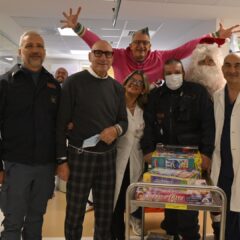 Babbo Natale e i campioni del mondo Graziani e Lucchetta all’Ismett di Palermo